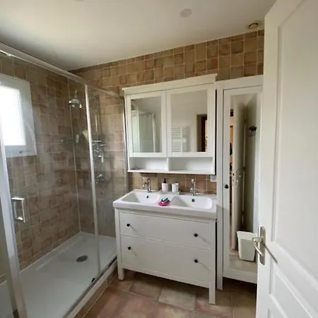 La Maison En Bois 투르네푀일