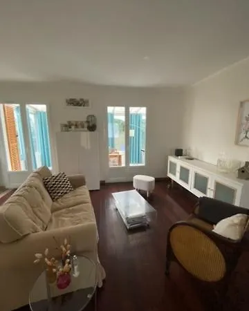 La Maison En Bois Casa de Férias